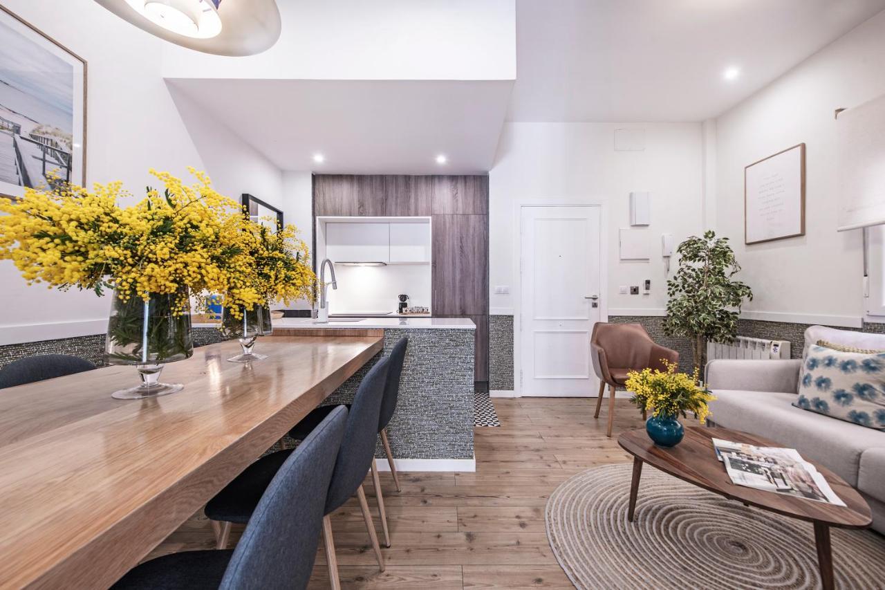 Acogedor Y Centrico Apartamento En Gran Via Madrid Esterno foto
